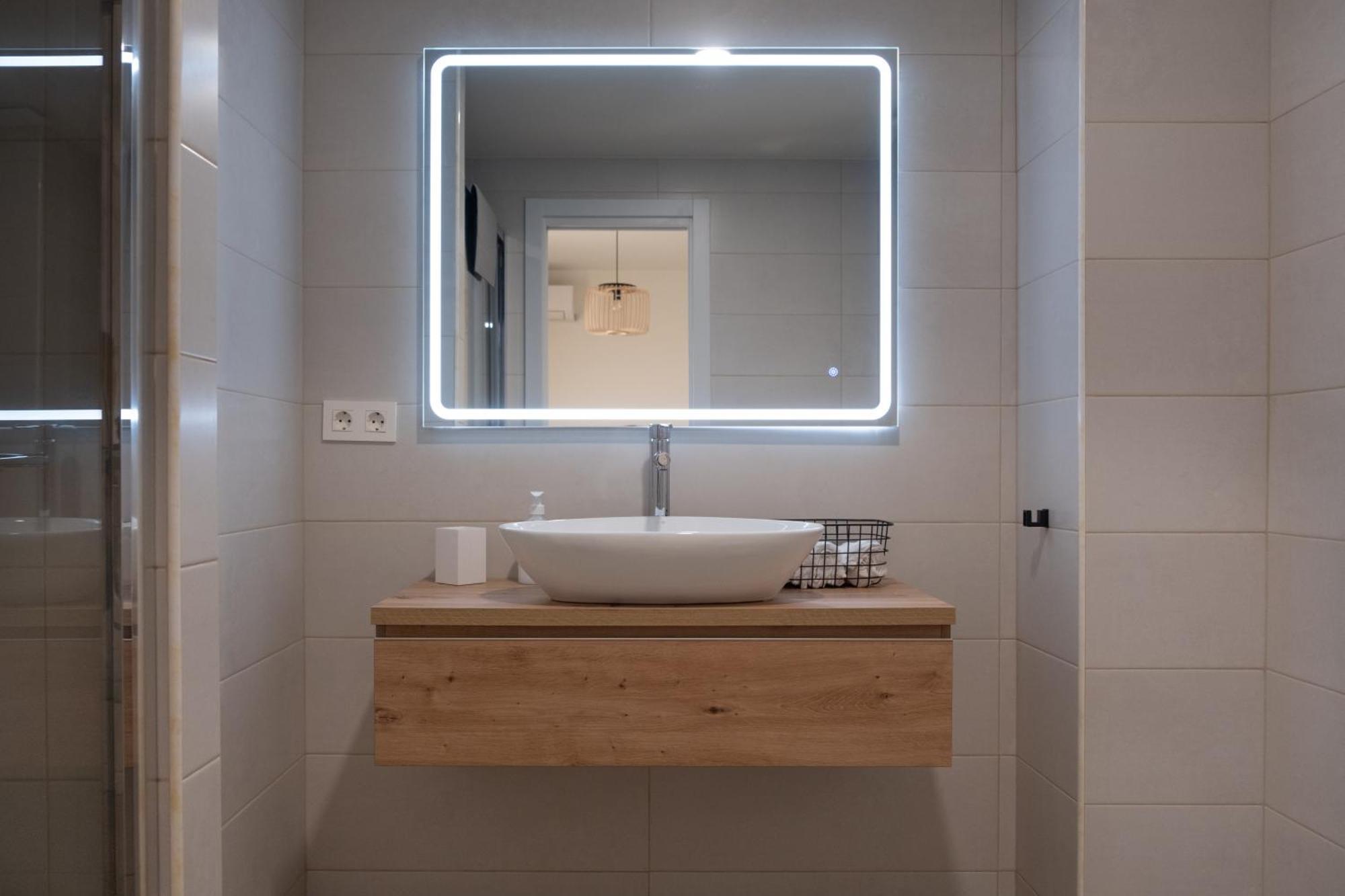 Victoria'S Home Modern And Cosy 2 Bedroom Apartment Malaga Zewnętrze zdjęcie